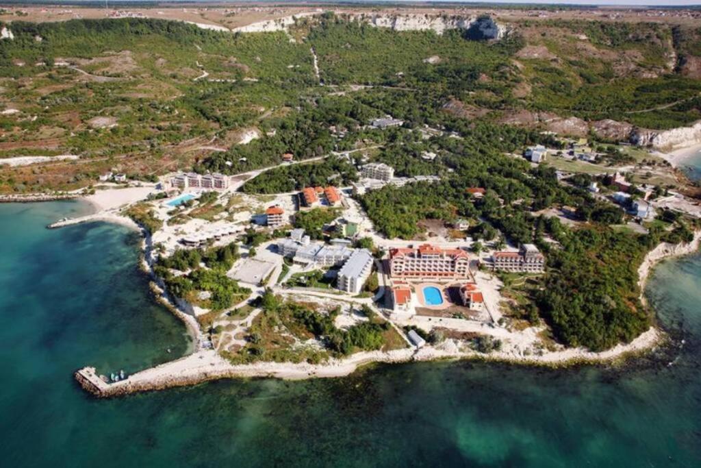 First Line On The Beach Cosy Sea Paradise Apartments Καβάρνα Εξωτερικό φωτογραφία