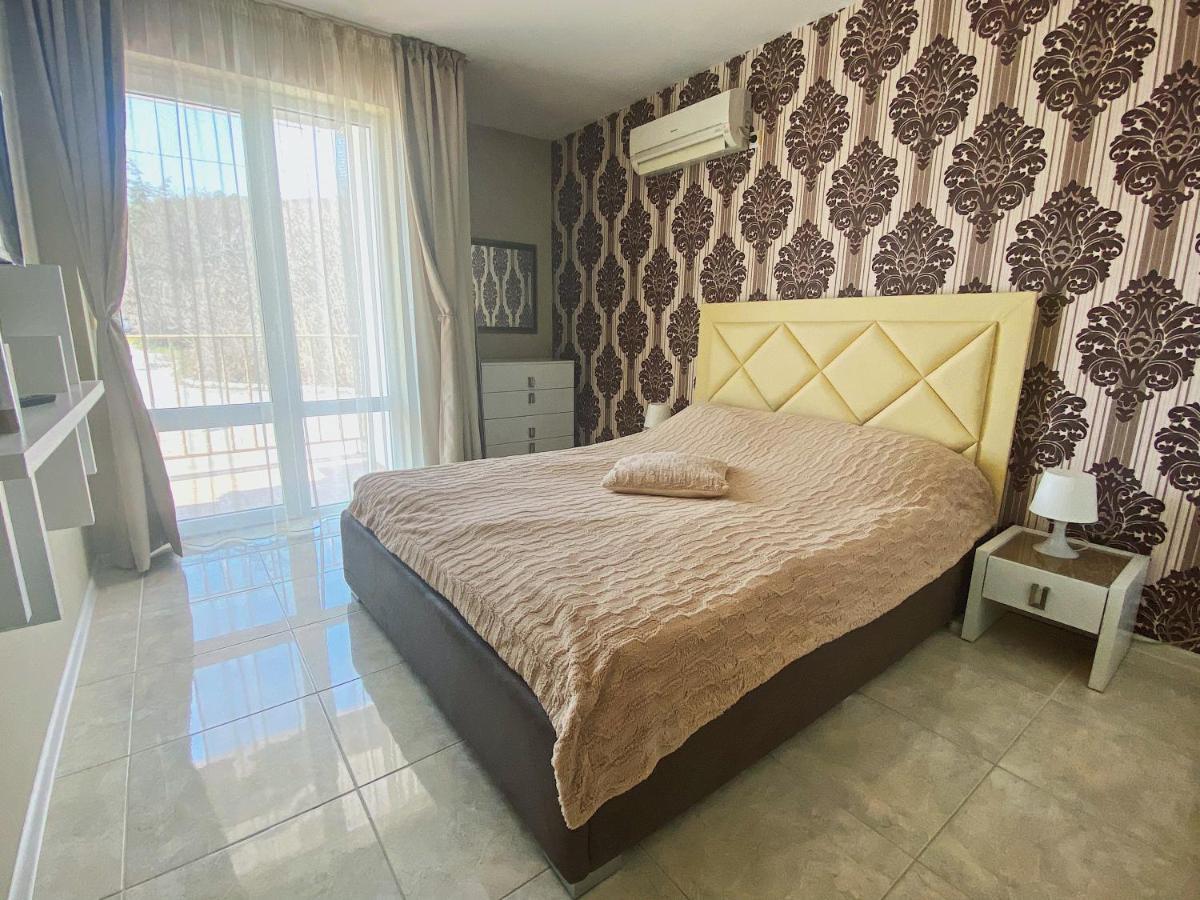 First Line On The Beach Cosy Sea Paradise Apartments Καβάρνα Εξωτερικό φωτογραφία