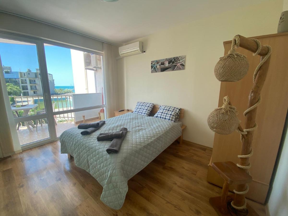 First Line On The Beach Cosy Sea Paradise Apartments Καβάρνα Εξωτερικό φωτογραφία