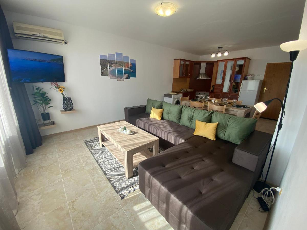 First Line On The Beach Cosy Sea Paradise Apartments Καβάρνα Εξωτερικό φωτογραφία