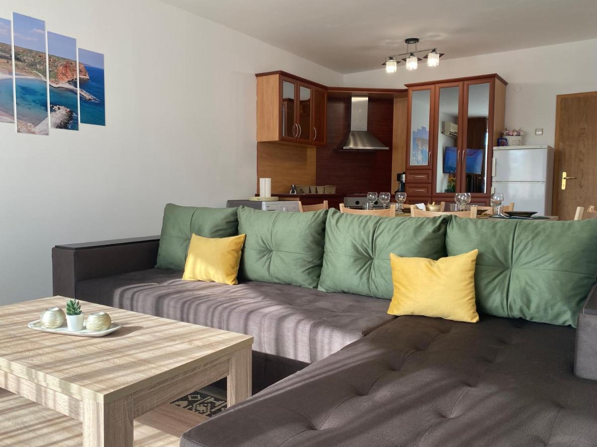 First Line On The Beach Cosy Sea Paradise Apartments Καβάρνα Εξωτερικό φωτογραφία