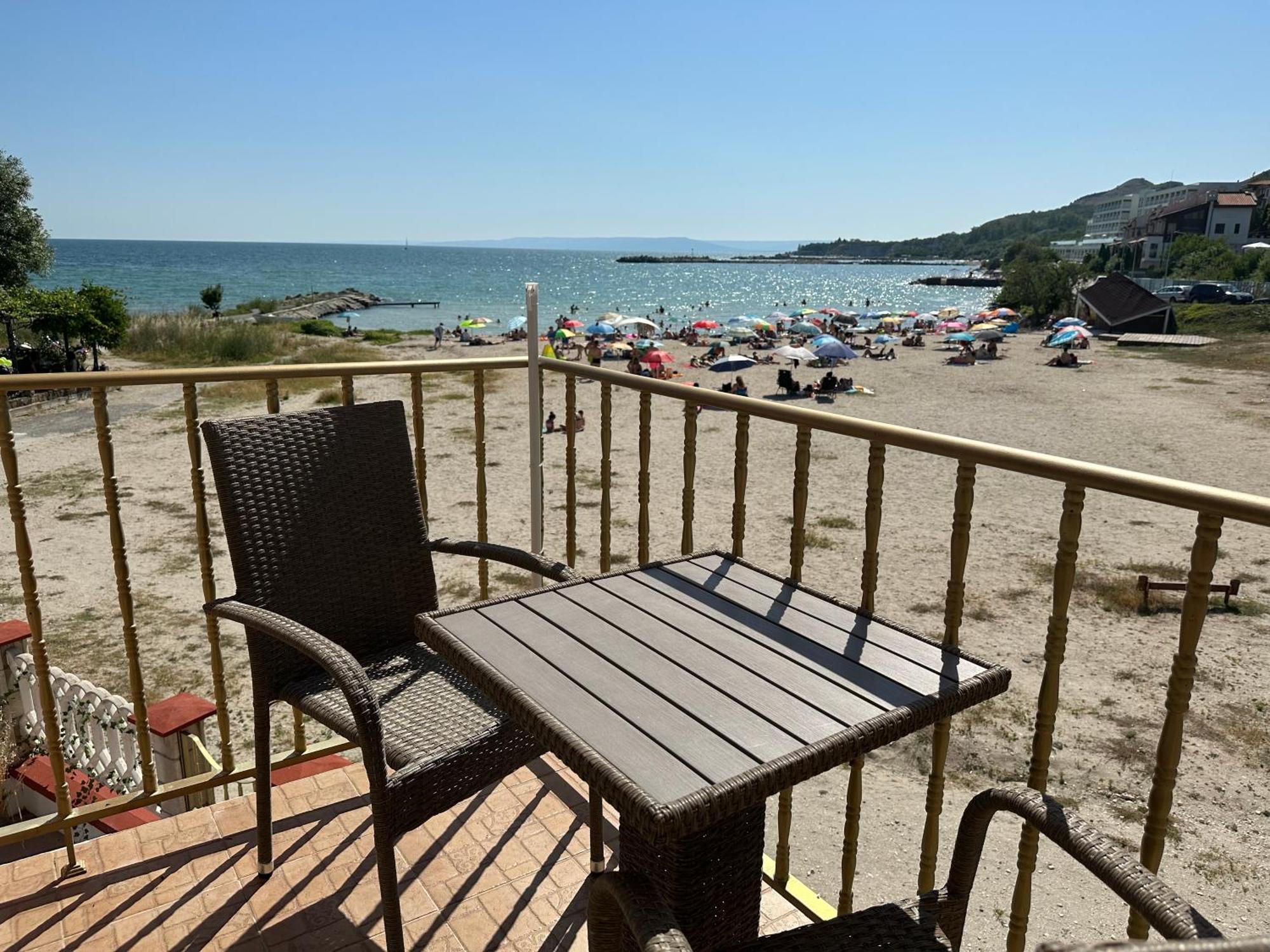 First Line On The Beach Cosy Sea Paradise Apartments Καβάρνα Εξωτερικό φωτογραφία