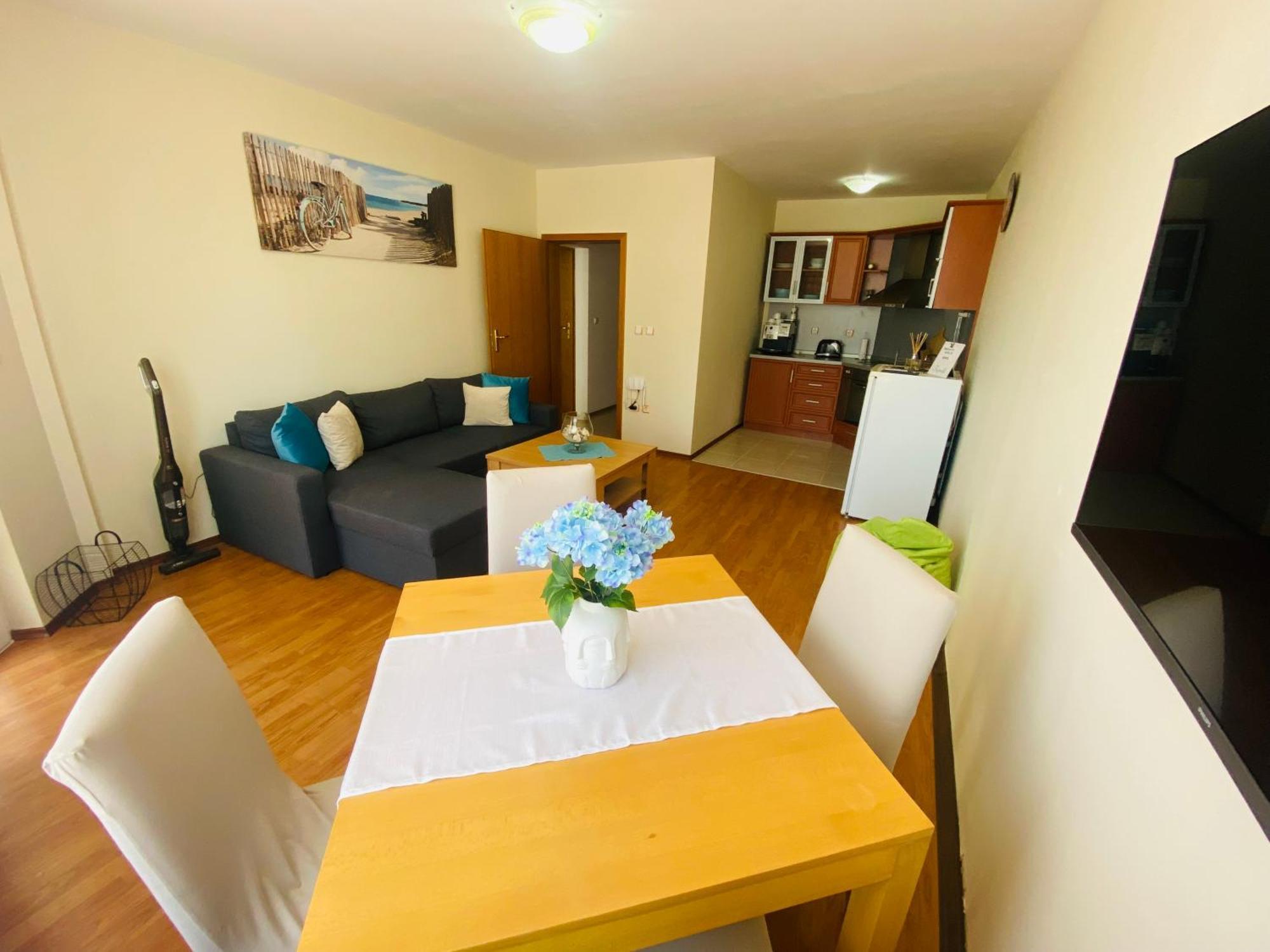 First Line On The Beach Cosy Sea Paradise Apartments Καβάρνα Εξωτερικό φωτογραφία
